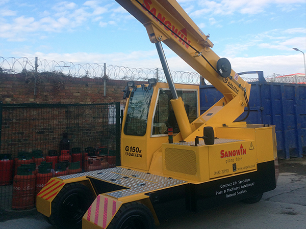 Sangwin Plant Hire Take Delivery of New Crane