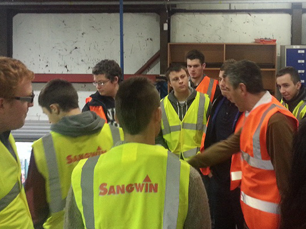 Sangwin Gives Tour & Presentation To Hull College Students