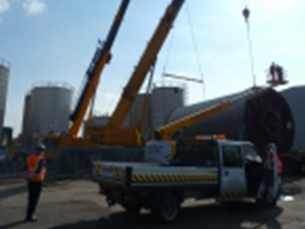 Sangwin Plant Hire Tank Move